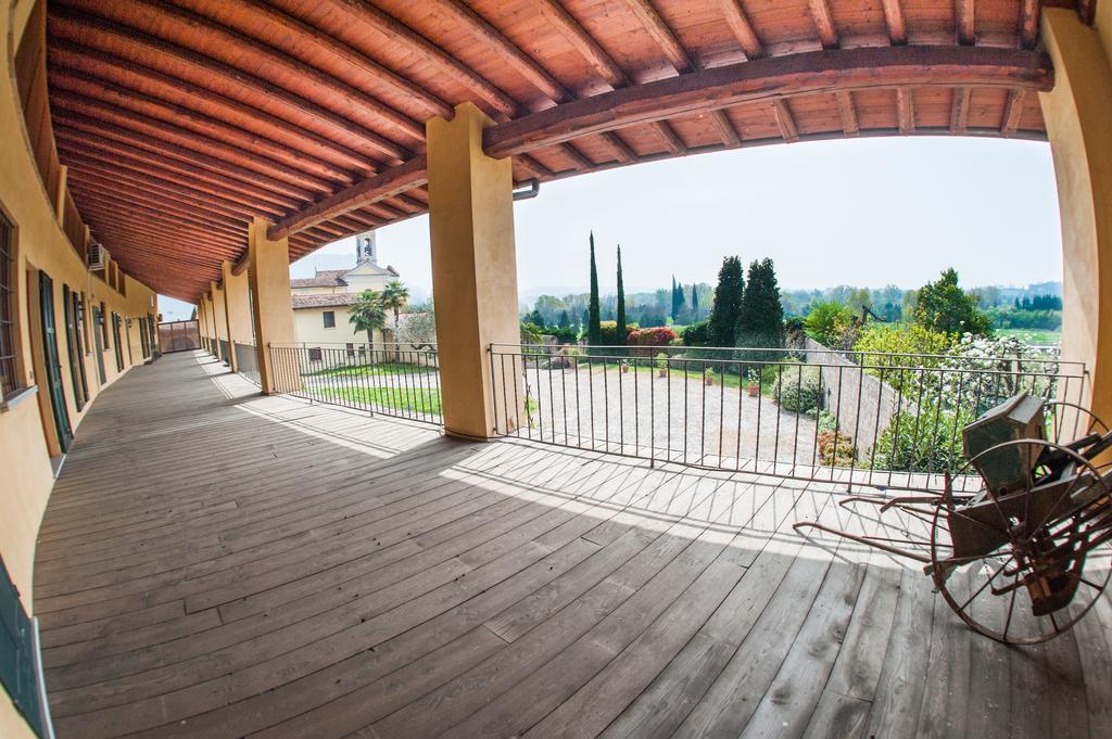 Agriturismo Villa Antonella Исео Экстерьер фото